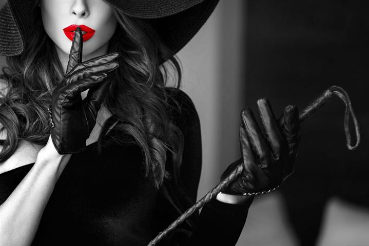 6 Reasons why women get more jealous than men