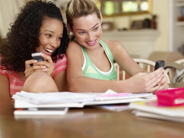 7 Rules for Texting Your Partner