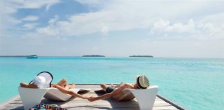 8 Cool gifting ideas for your girlfriend, likelovequotes.com ,Like Love Quotes