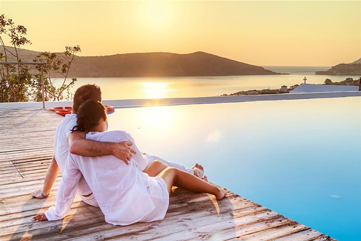10 Tips for Finding Love Next Year
