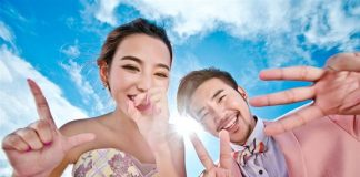 6 Non verbal signs of love, likelovequotes.com ,Like Love Quotes