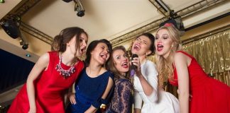 10 Best Ways to Celebrate New Year with Friends and Family, likelovequotes.com ,Like Love Quotes