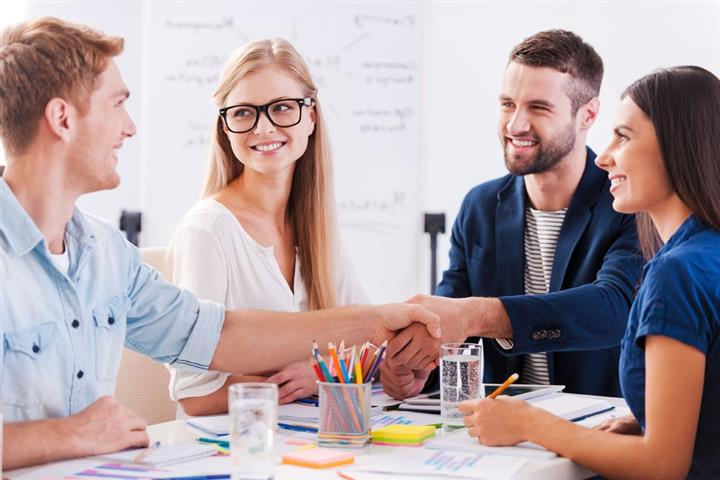 8 Inexpensive Ways to Spend Time with Your Friends