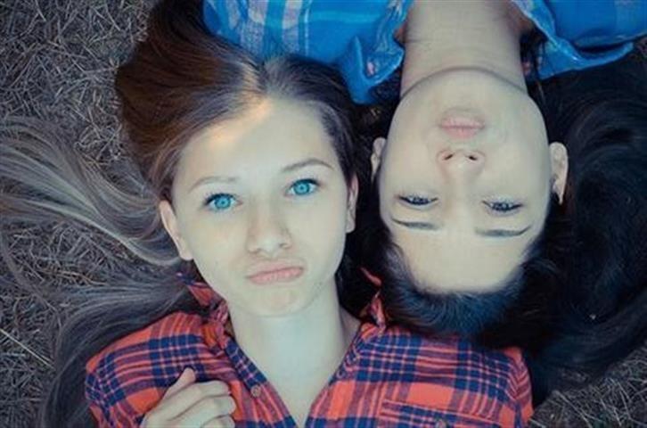 25 Things Guys do that Girls Actually Love and Hate..