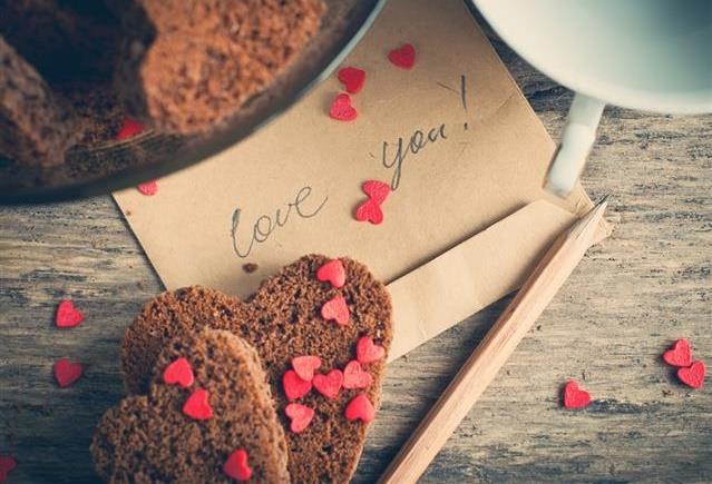 50 Romantic Birthday Text Messages for Your Boyfriend