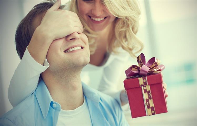 6 Ways To Get Your Boyfriend To Dress Better