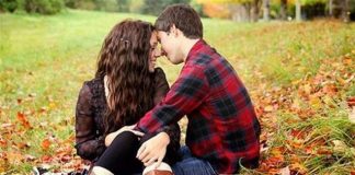 Difference between Love and Friendship