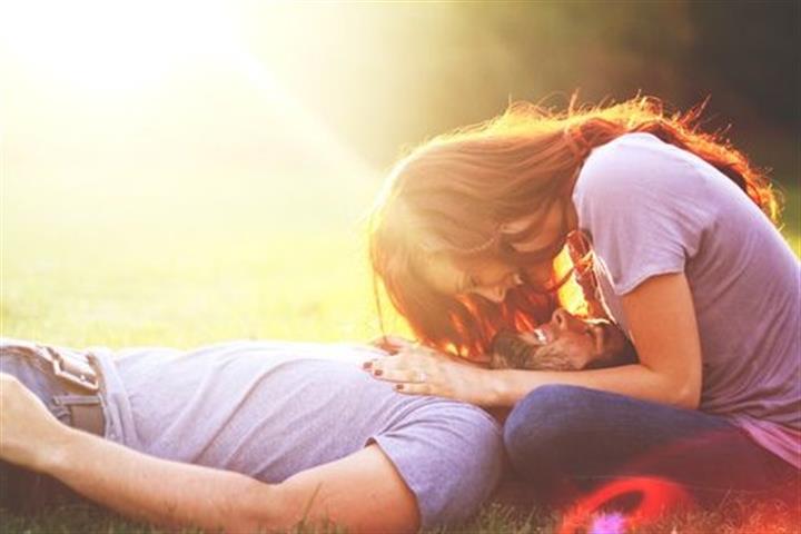 Why Saying, “ I Love You ” Too Soon is Not a Good Idea