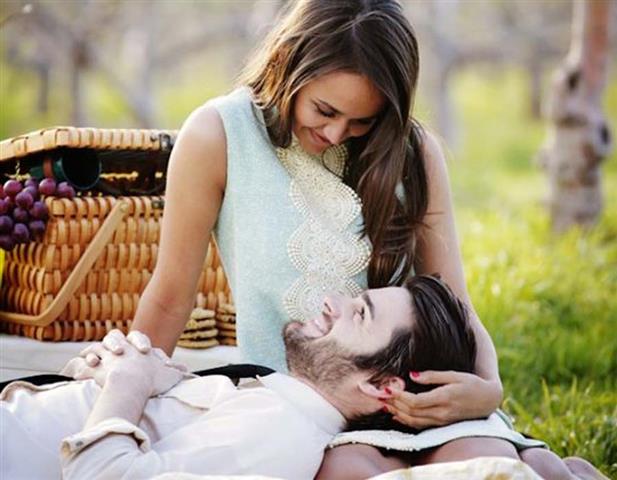Living Together Happily – 10 Cohabitation Tips for Couples