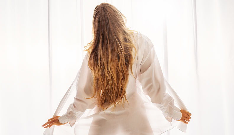 11 Things Men Can't Help But Find Sexy in a Woman