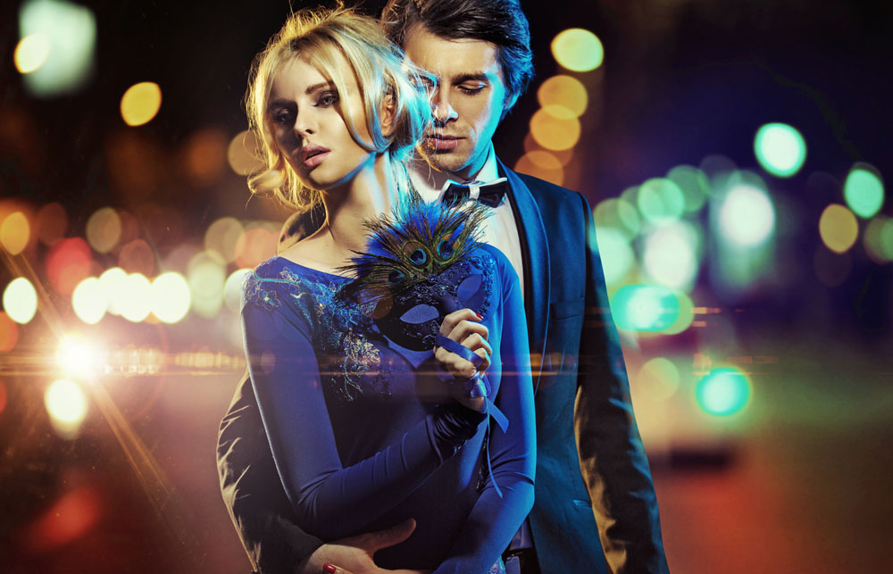 How to Flirt With a Guy Without Really Flirting Him