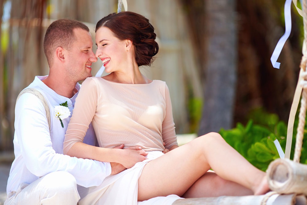 What Younger Women don't Understand about Dating an Older Man