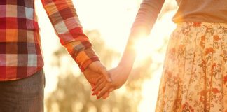 The Girl I Love Loves Someone Else - What To Do-likelovequotes, likelovequotes.com ,Like Love Quotes