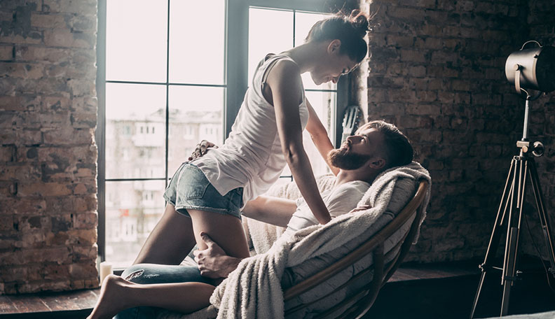 Yes Buddy You’re in Love 6 Ways to Tell-likelovequotes
