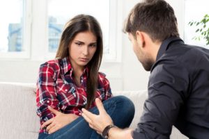 Are you Dating an Emotionally Damaged Woman