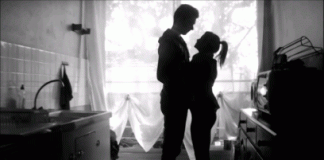 Dating A Short Girl - Do Men Like It