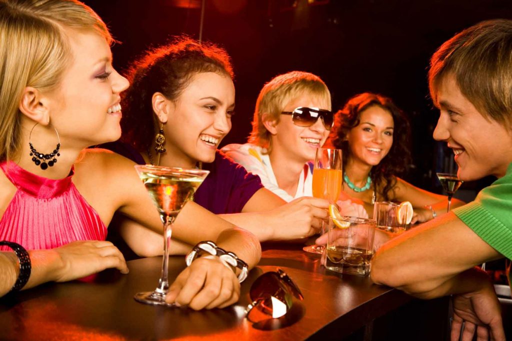 Quick 4 Ways To Make Him Feel Effectively Jealous