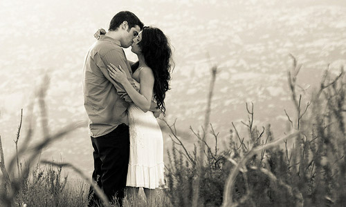 Anyone Can Be Romantic With These 12 Tips