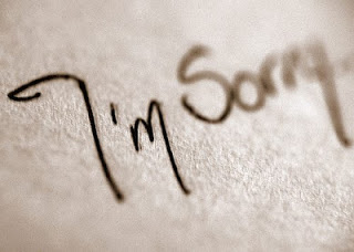 Things You Must Look Into When He/She is ApologizingThings You Must Look Into When He/She is Apologizing