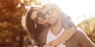4 Definite Signs You're Spending Too Much Time Together