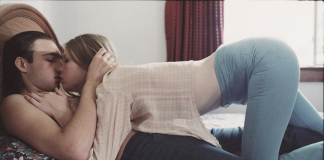 If Your Boyfriend Does These Things, He's Really In Love With You-likelovequotes