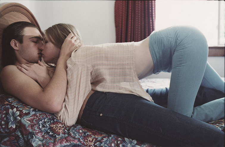 If Your Boyfriend Does These Things, He's Really In Love With You-likelovequotes