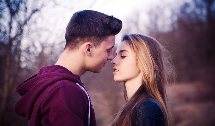 Flirting is An Art- Master It With These Tips-likelovequotes