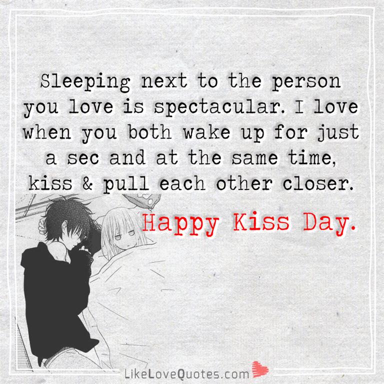 Sleeping Next To The Person You Love-likelovequotes