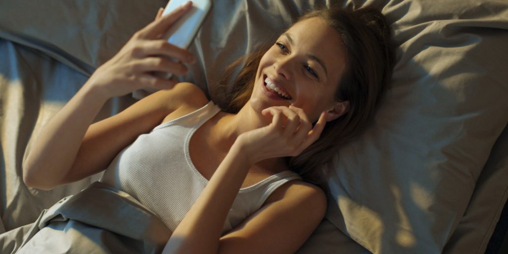 Why To Meet A Guy Without Online Dating-likelovequotes